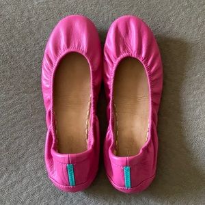 Fuchsia Tieks